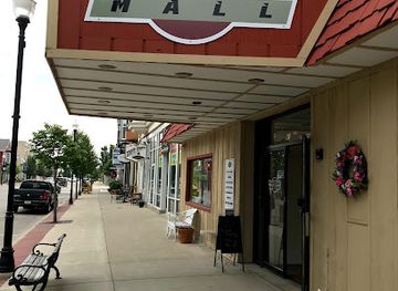 wisconsin/sturgeon-bay/shop/otherworlds-books-more