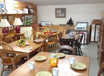 new-hampshire/dartmouth-lake-sunapee-region/shop/vna-renaissance-shop