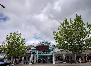 australia/blue-mountains-national-park/shop/the-lookout-echo-point