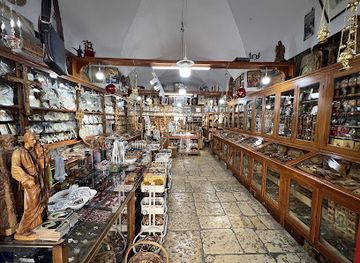 israel/bethlehem/shop/rony-tabash-nativity-store