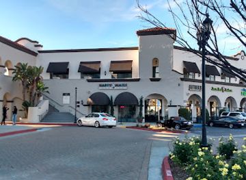 california/south-coast/shop/costa-mesa-courtyards