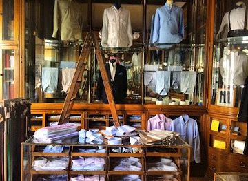 spain/madrid/shop/camiseria-burgos