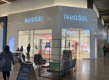 connecticut/norwalk-islands/shop/pandora-jewelry