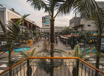 peru/north-coast/shop/centro-comercial-el-polo