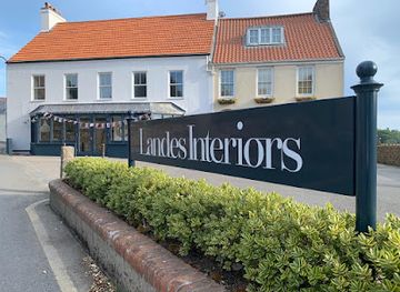 jersey/st-catherine-s-breakwater/shop/landes-interiors