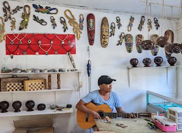 indonesia/gili-islands/shop/frankie-s-coconut-shop