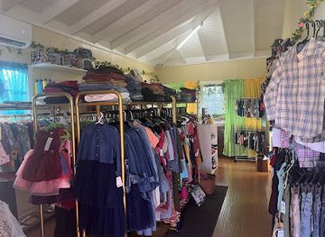 antigua-and-barbuda/indian-town-point/shop/t-s-sunflower-children-place-children-boutique-kids-and-teens-hair-salon