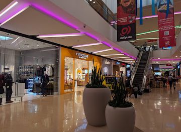 colombia/manizales/shop/centro-comercial-mall-plaza