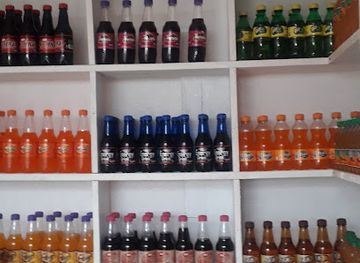 tanzania/mikumi-national-park/shop/jomari-shop