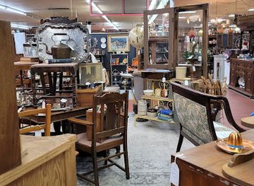 texas/lubbock/shop/grand-central-station-antiques