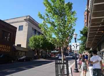michigan/marquette/shop/chocolay-river-trading-co