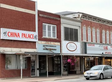 missouri/kirksville/shop/shawn-s-bridal-and-formal-shoppe