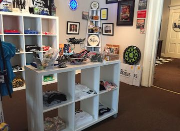 kentucky/louisville/shop/octopus-s-garden-the-ultimate-beatles-store-and-more