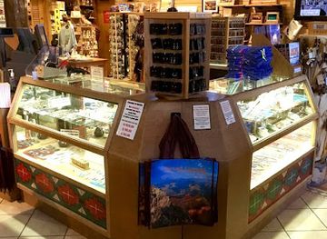 arizona/havasu-falls/shop/maswik-gift-shop