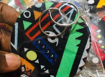 nigeria/iita-forest-reserve/shop/the-royal-smile-surprises