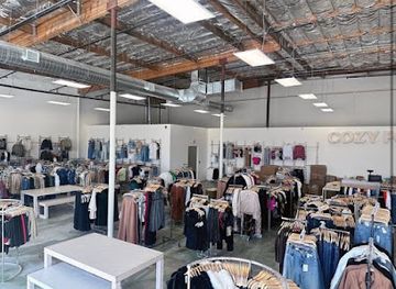 california/stockton/shop/cozy-fox