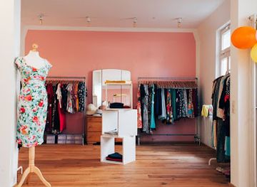 germany/stuttgart/shop/schmachtfetzen