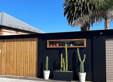 australia/fleurieu-peninsula/shop/charlie-jack