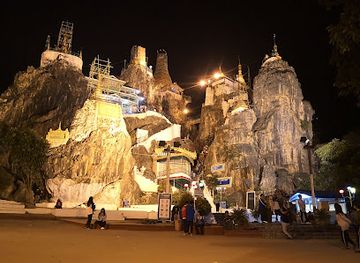 myanmar-burma/kayah-state/shop/sri-mingala-taung-taw-taung-kwe-zedi