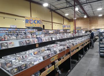 california/fresno/shop/mad-monk