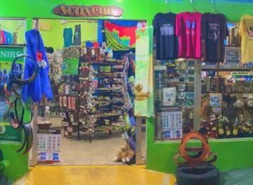 costa-rica/arenal-volcano-area/shop/souvenirs-green-forest
