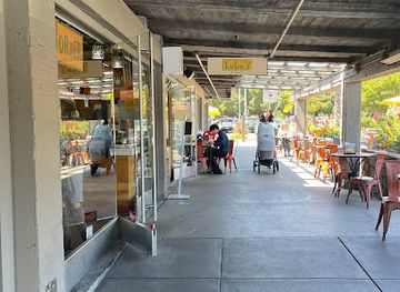 california/palo-alto/shop/town-country-village