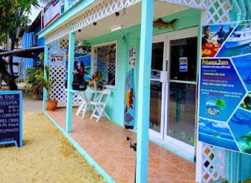belize/stann-creek-district/shop/artique-gift-shop