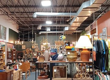 minnesota/southeastern-minnesota/shop/wild-things-antiques
