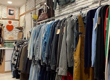 spain/madrid/shop/williamsburg-vintage-clothes