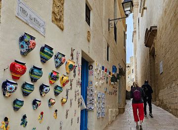 malta/gozo-citadel/shop/obchodik-so-suvenirmi
