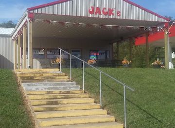 missouri/johnson-s-shut-ins-state-park/shop/jacks-convenience