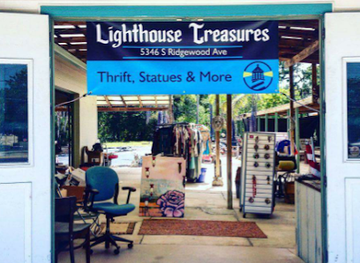 florida/ponce-inlet/shop/lighthouse-treasures-thrift-store-more
