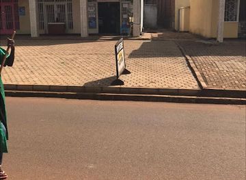 rwanda/muhazi-lake/shop/papeterie-bic