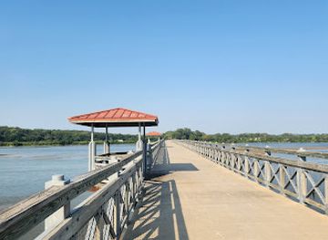 nebraska/eugene-t-mahoney-state-park/shop/circle-p-farm-darn-good-goat-soap