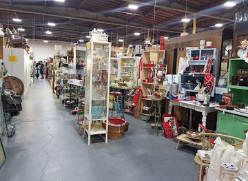 california/san-diego/shop/san-diego-s-largest-vintage-and-antique-mall