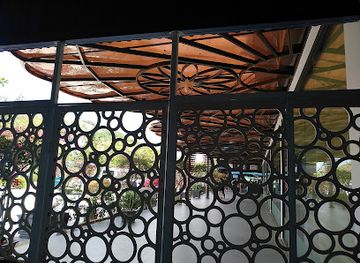 vietnam/ha-long-bay/shop/ha-long-pearl