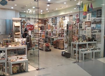 philippines/manila/ermita/shop/papemelroti-sm-city-manila