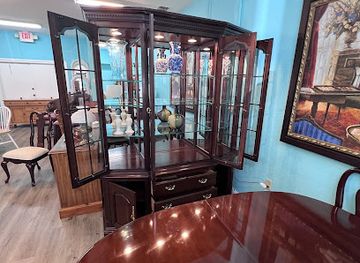 florida/homosassa-springs/shop/nature-coast-furniture-boutique