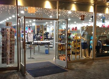 california/palm-springs/shop/palm-springs-general-store