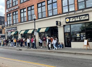 minnesota/minneapolis/shop/smile-back-vintage