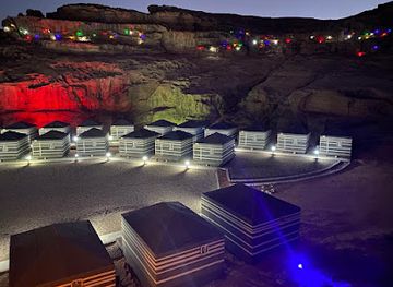 jordan/wadi-ghuweir/shop/wadi-rum-space-village-luxury-camp