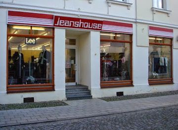germany/prignitz/shop/jeanshouse-outfit