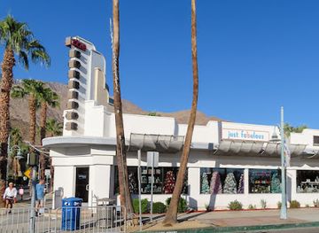 california/palm-springs/old-las-palmas/shop/just-fabulous-palm-springs