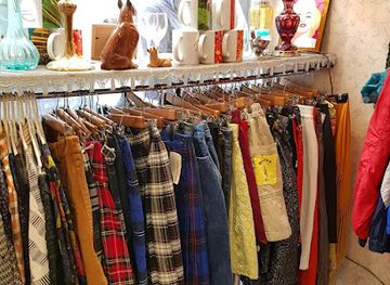 spain/cadiz/barrio-del-mentidero/shop/libertaria