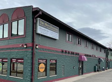 minnesota/winona/shop/the-men-s-exchange