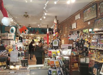 wisconsin/southwest-wisconsin/shop/poopsie-s