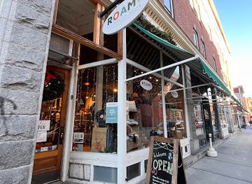 vermont/montpelier/shop/roam-vermont
