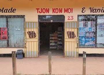 suriname/marowijne-district/shop/tjon-kon-moi