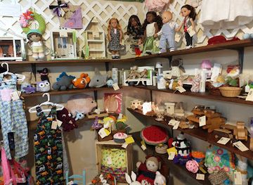 north-carolina/winston-salem/shop/cricket-s-nest-craft-shop