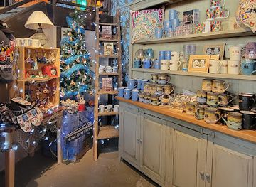 maryland/baltimore/inner-harbor/shop/neighborhoods